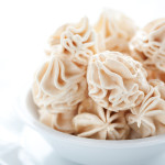Magical Meringue Cookies on #HowToTuesday